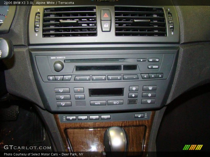 Alpine White / Terracotta 2006 BMW X3 3.0i