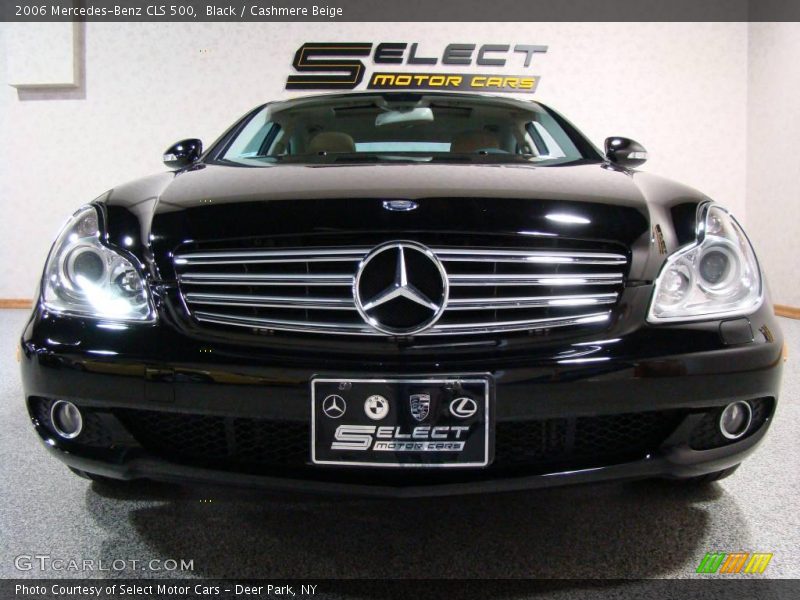 Black / Cashmere Beige 2006 Mercedes-Benz CLS 500