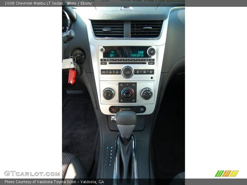 White / Ebony 2008 Chevrolet Malibu LT Sedan