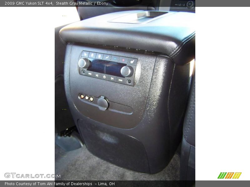 Stealth Gray Metallic / Ebony 2009 GMC Yukon SLT 4x4