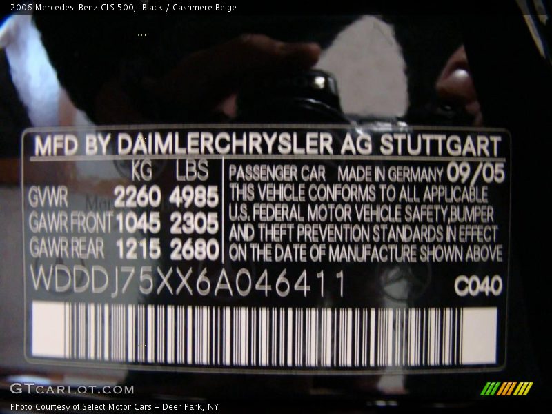 Black / Cashmere Beige 2006 Mercedes-Benz CLS 500