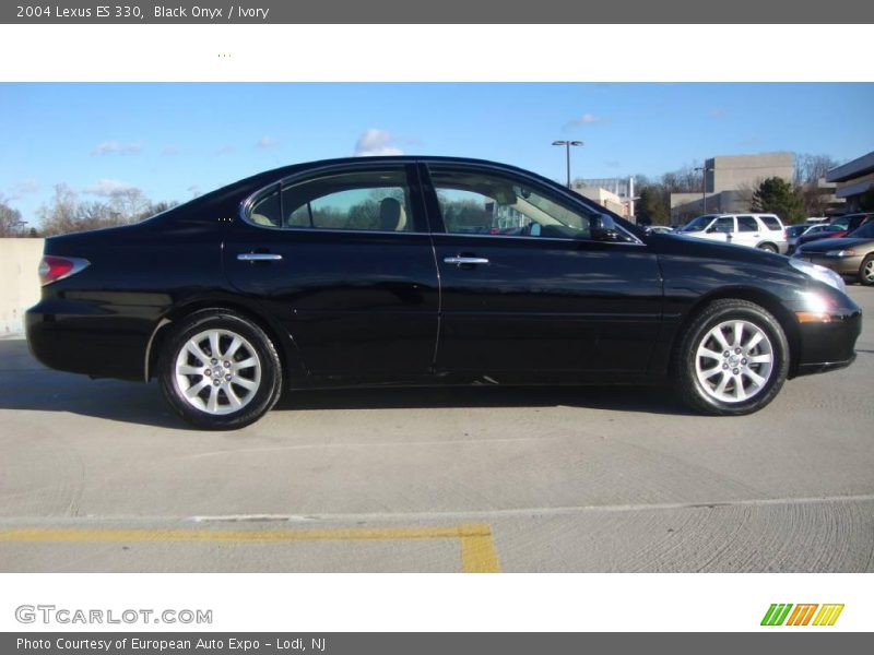 Black Onyx / Ivory 2004 Lexus ES 330