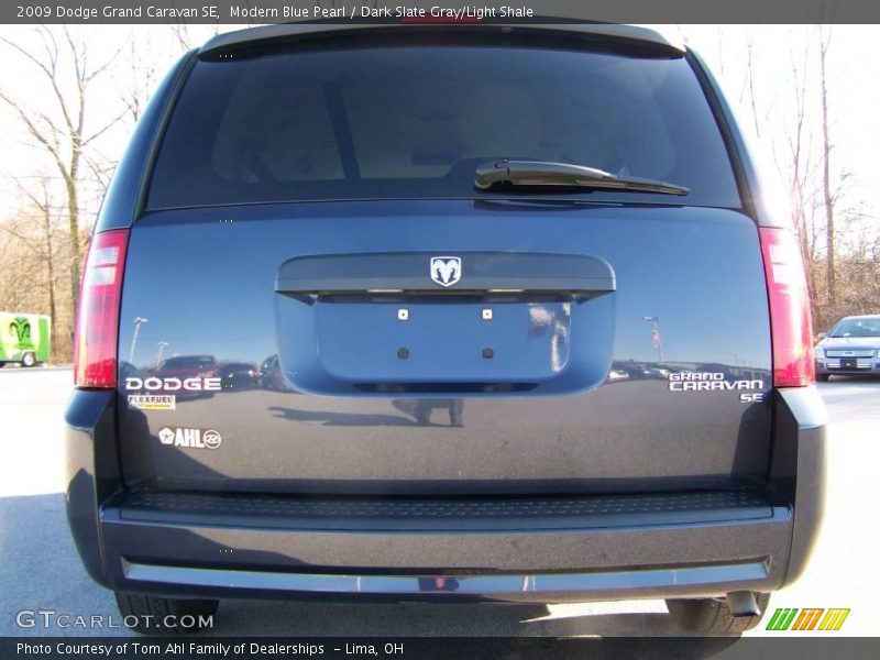 Modern Blue Pearl / Dark Slate Gray/Light Shale 2009 Dodge Grand Caravan SE
