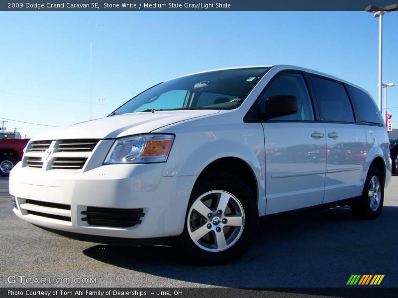 Stone White / Medium Slate Gray/Light Shale 2009 Dodge Grand Caravan SE