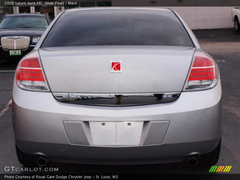 Silver Pearl / Black 2008 Saturn Aura XR