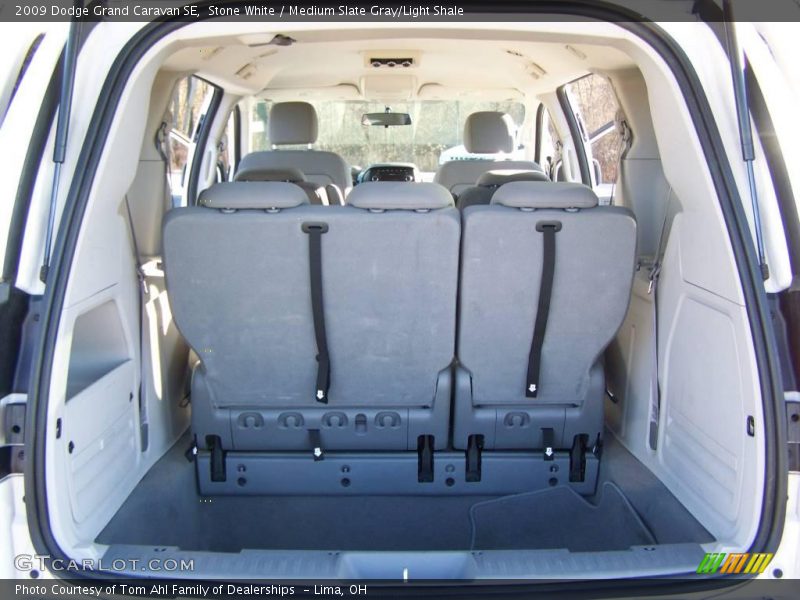 Stone White / Medium Slate Gray/Light Shale 2009 Dodge Grand Caravan SE
