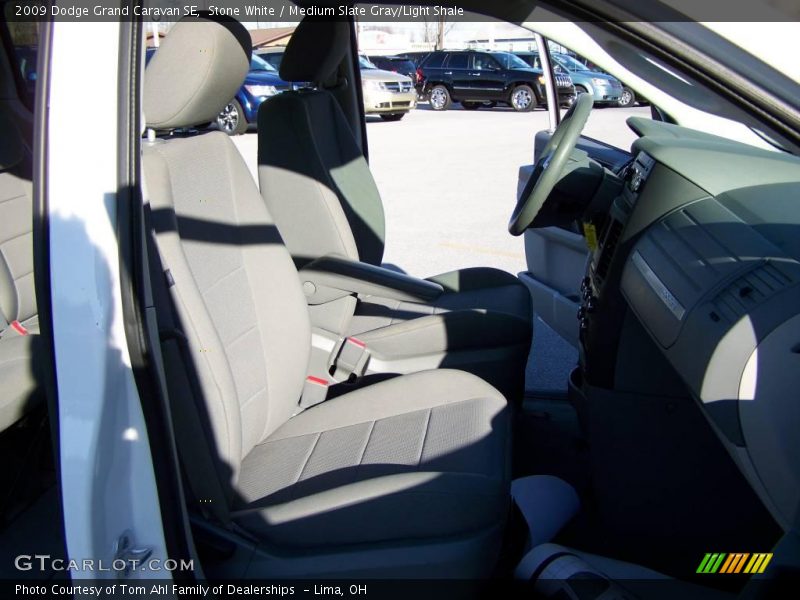 Stone White / Medium Slate Gray/Light Shale 2009 Dodge Grand Caravan SE