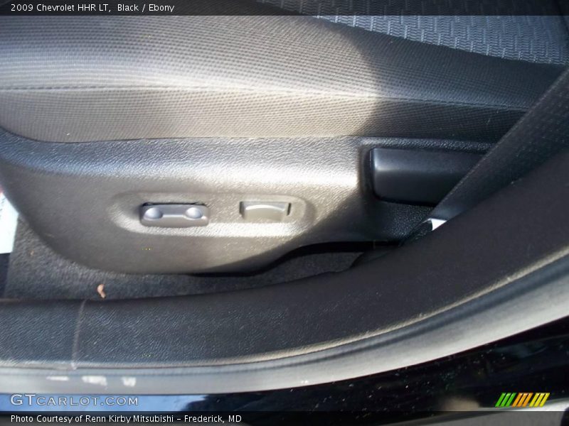 Black / Ebony 2009 Chevrolet HHR LT