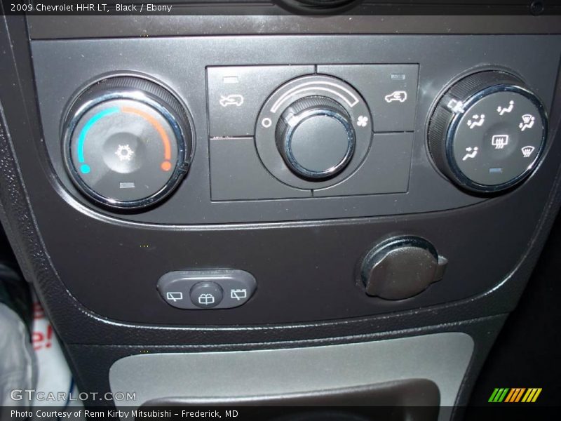 Black / Ebony 2009 Chevrolet HHR LT