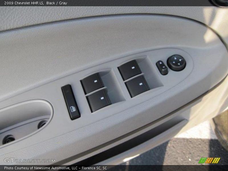 Black / Gray 2009 Chevrolet HHR LS