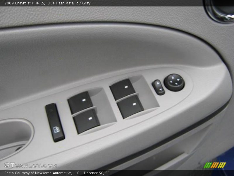 Blue Flash Metallic / Gray 2009 Chevrolet HHR LS