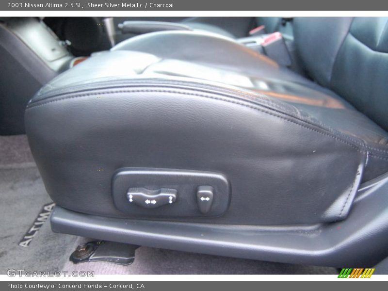 Sheer Silver Metallic / Charcoal 2003 Nissan Altima 2.5 SL