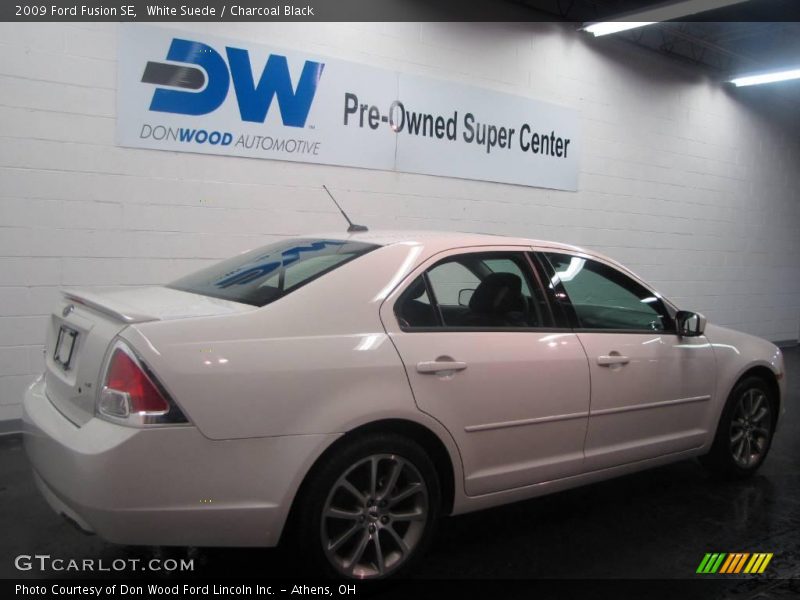 White Suede / Charcoal Black 2009 Ford Fusion SE