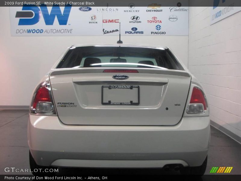 White Suede / Charcoal Black 2009 Ford Fusion SE