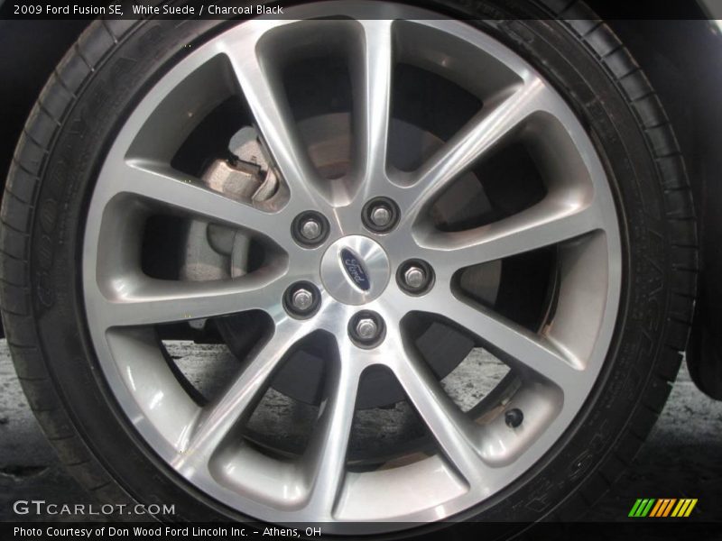 White Suede / Charcoal Black 2009 Ford Fusion SE