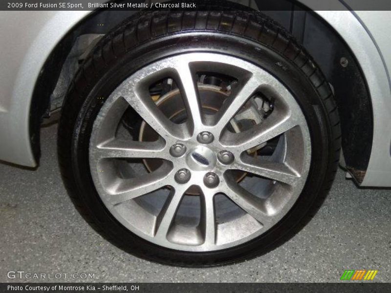 Brilliant Silver Metallic / Charcoal Black 2009 Ford Fusion SE Sport