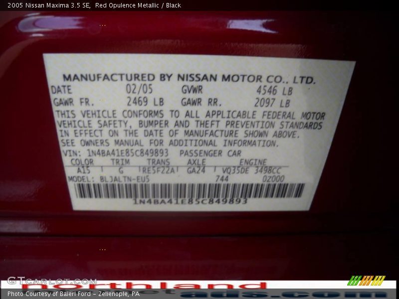 Red Opulence Metallic / Black 2005 Nissan Maxima 3.5 SE