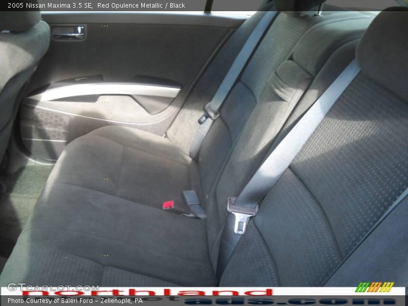 Red Opulence Metallic / Black 2005 Nissan Maxima 3.5 SE