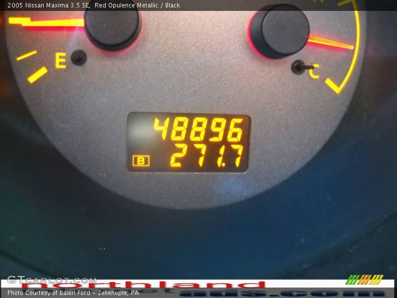 Red Opulence Metallic / Black 2005 Nissan Maxima 3.5 SE