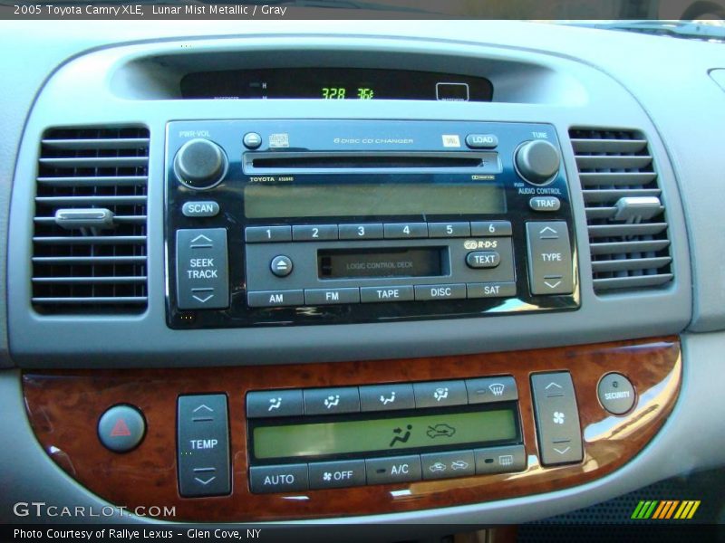 Lunar Mist Metallic / Gray 2005 Toyota Camry XLE