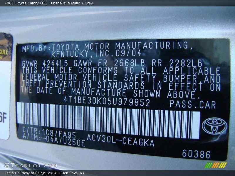 Lunar Mist Metallic / Gray 2005 Toyota Camry XLE