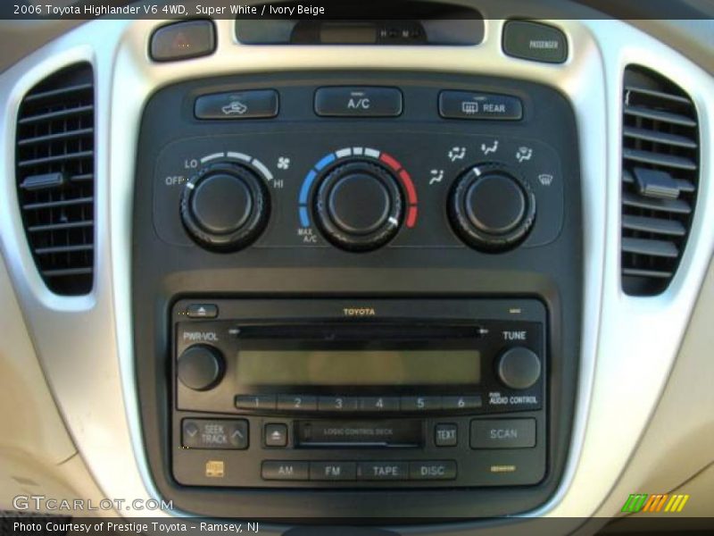 Super White / Ivory Beige 2006 Toyota Highlander V6 4WD