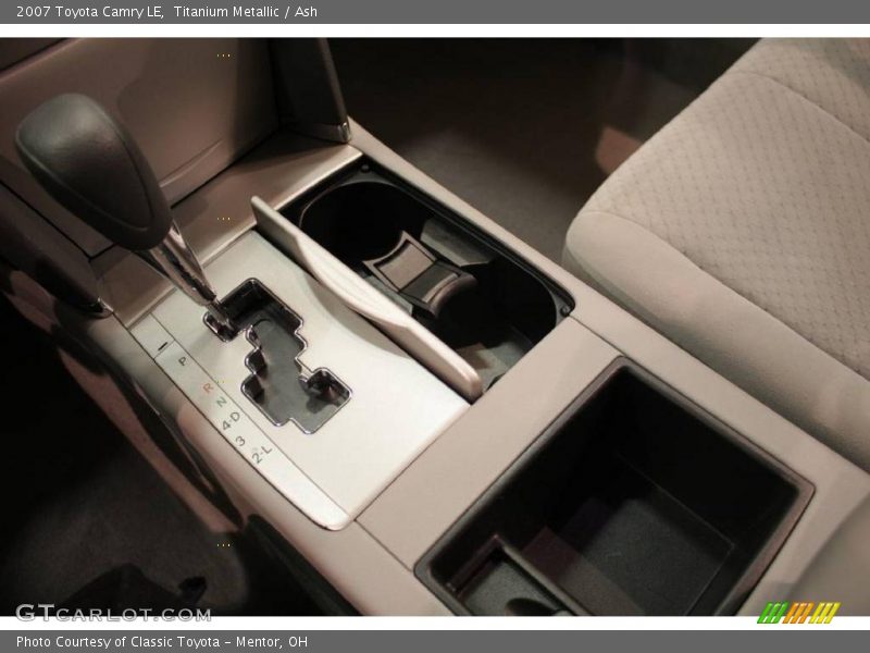 Titanium Metallic / Ash 2007 Toyota Camry LE