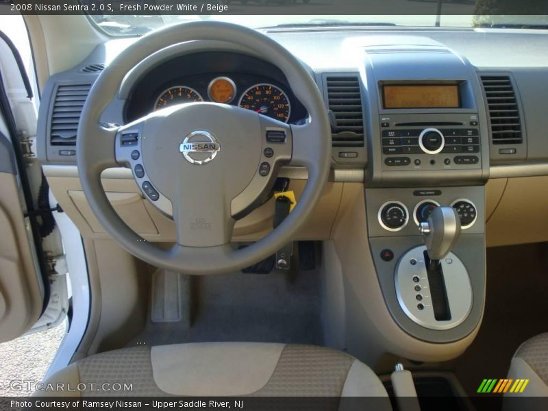 Fresh Powder White / Beige 2008 Nissan Sentra 2.0 S
