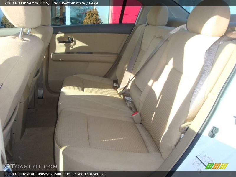 Fresh Powder White / Beige 2008 Nissan Sentra 2.0 S
