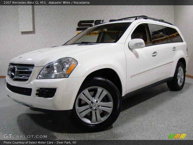 Alabaster White / Macadamia 2007 Mercedes-Benz GL 450