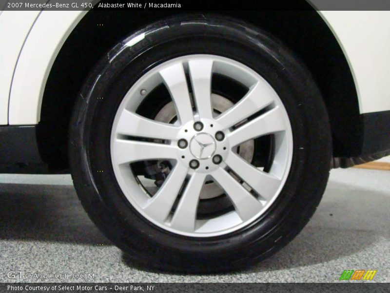 Alabaster White / Macadamia 2007 Mercedes-Benz GL 450