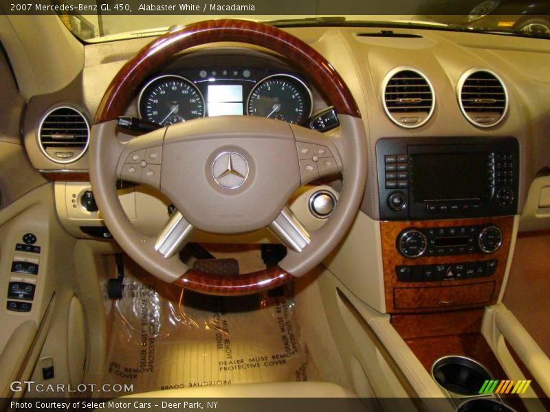 Alabaster White / Macadamia 2007 Mercedes-Benz GL 450