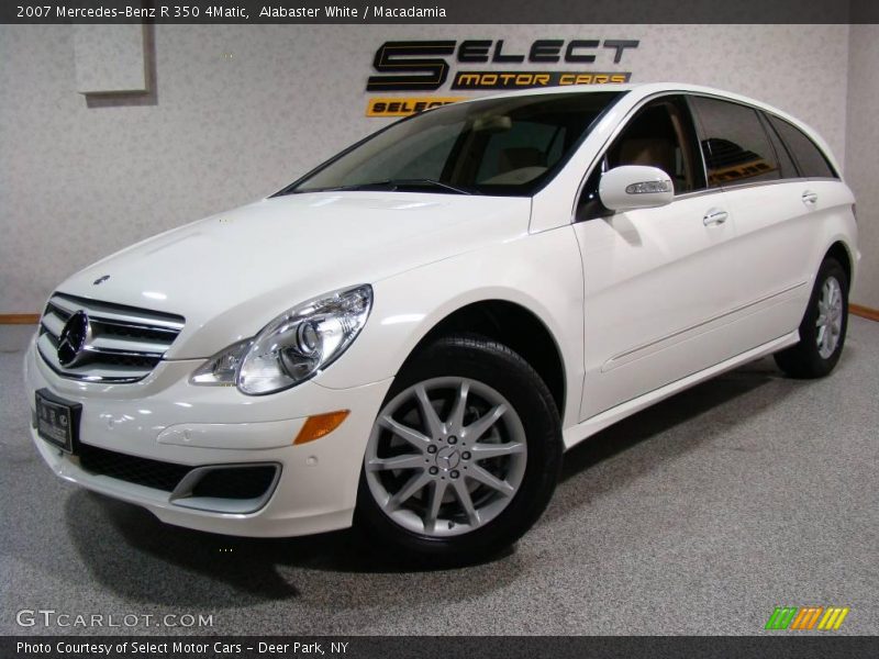 Alabaster White / Macadamia 2007 Mercedes-Benz R 350 4Matic