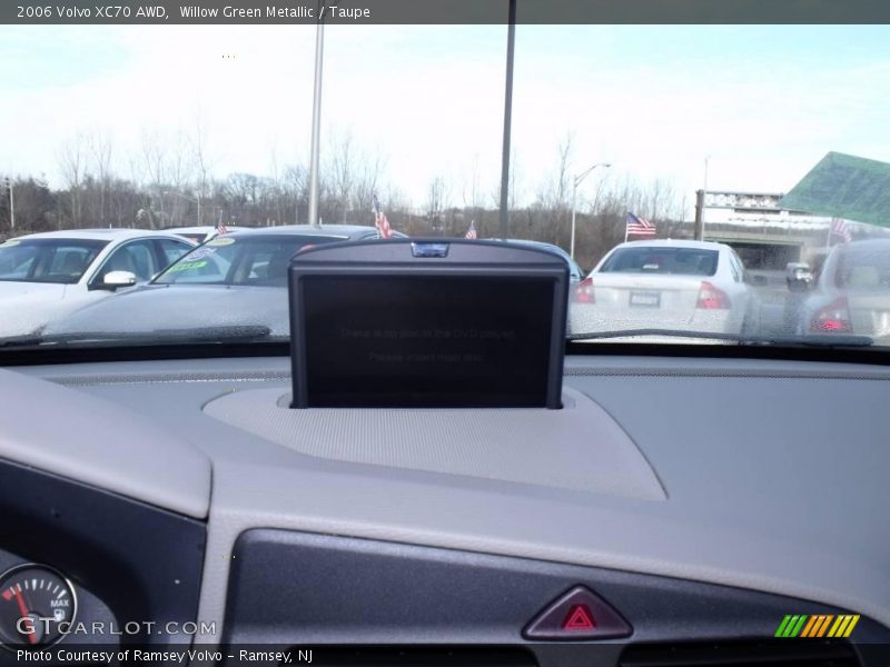 Willow Green Metallic / Taupe 2006 Volvo XC70 AWD