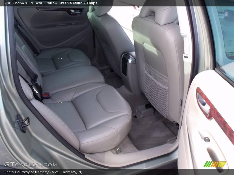 Willow Green Metallic / Taupe 2006 Volvo XC70 AWD