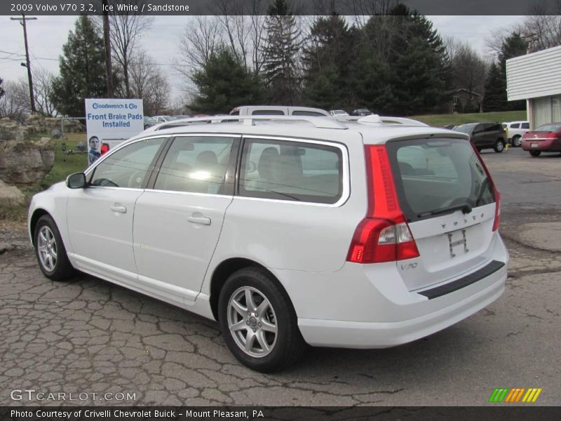 Ice White / Sandstone 2009 Volvo V70 3.2