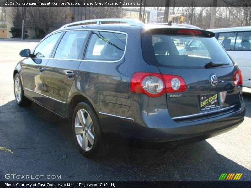 Island Grey Metallic / Deep Black 2009 Volkswagen Passat Komfort Wagon