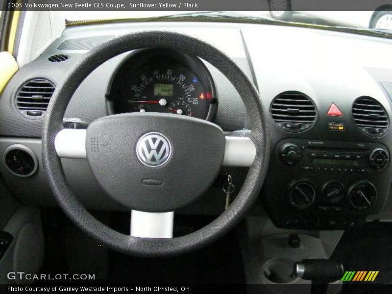 Sunflower Yellow / Black 2005 Volkswagen New Beetle GLS Coupe