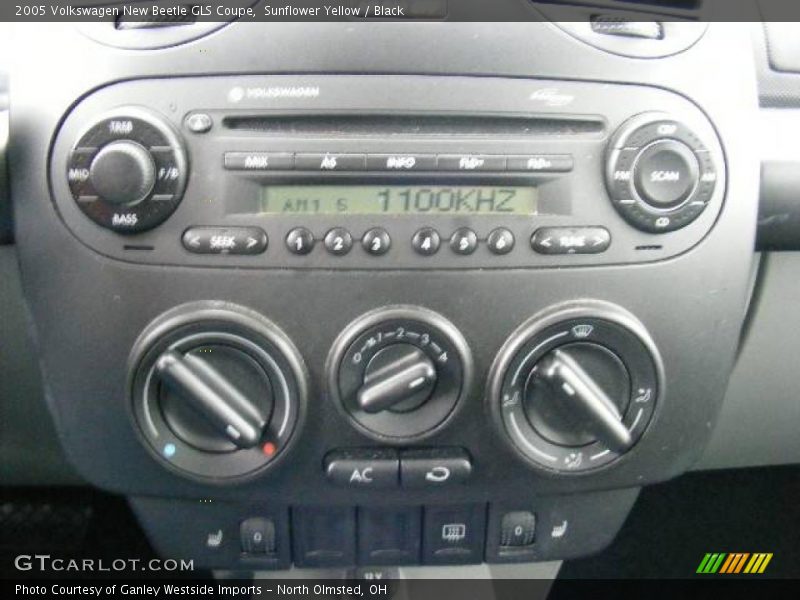 Sunflower Yellow / Black 2005 Volkswagen New Beetle GLS Coupe