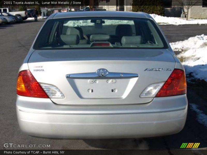 Lunar Mist Metallic / Stone 2001 Toyota Avalon XL