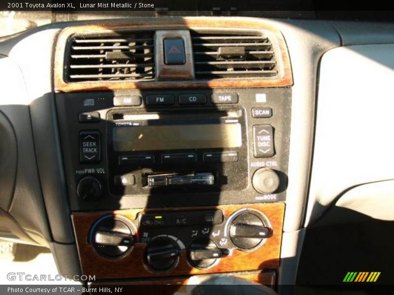 Lunar Mist Metallic / Stone 2001 Toyota Avalon XL