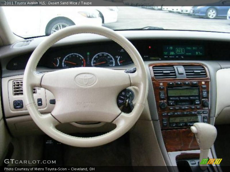 Desert Sand Mica / Taupe 2001 Toyota Avalon XLS