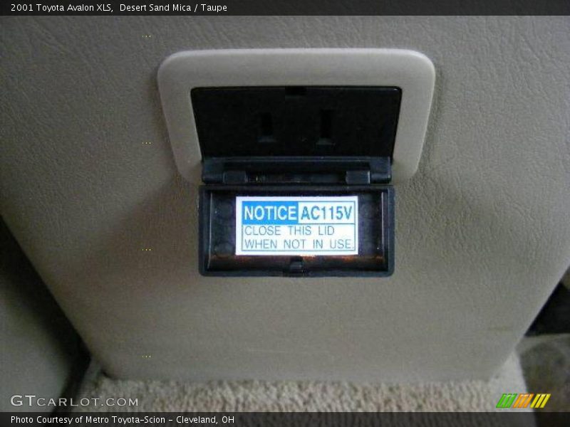 Desert Sand Mica / Taupe 2001 Toyota Avalon XLS