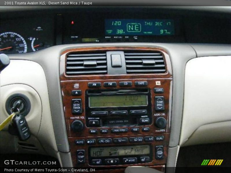 Desert Sand Mica / Taupe 2001 Toyota Avalon XLS