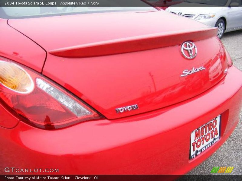 Absolutely Red / Ivory 2004 Toyota Solara SE Coupe