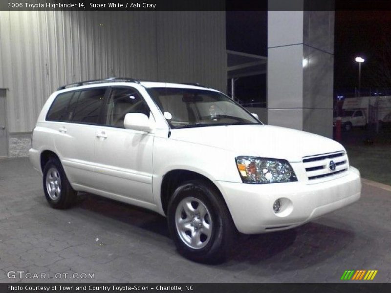 Super White / Ash Gray 2006 Toyota Highlander I4