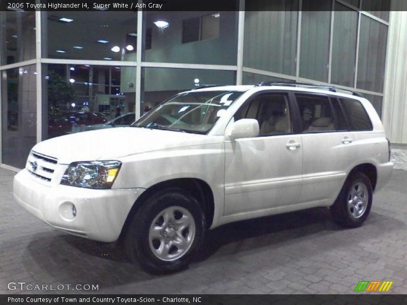 Super White / Ash Gray 2006 Toyota Highlander I4