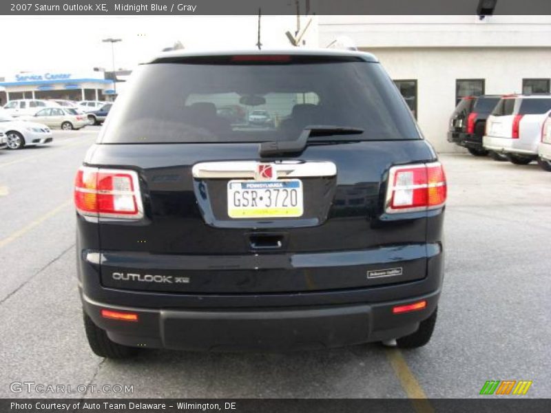 Midnight Blue / Gray 2007 Saturn Outlook XE