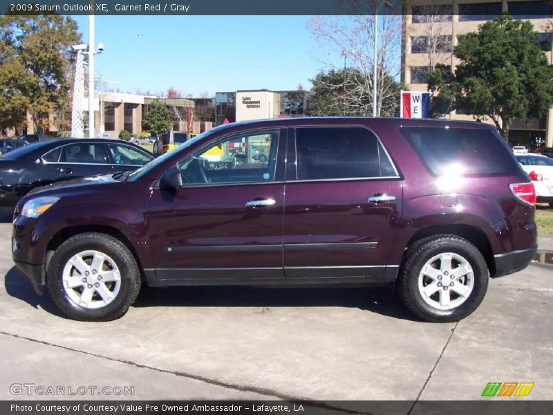 Garnet Red / Gray 2009 Saturn Outlook XE
