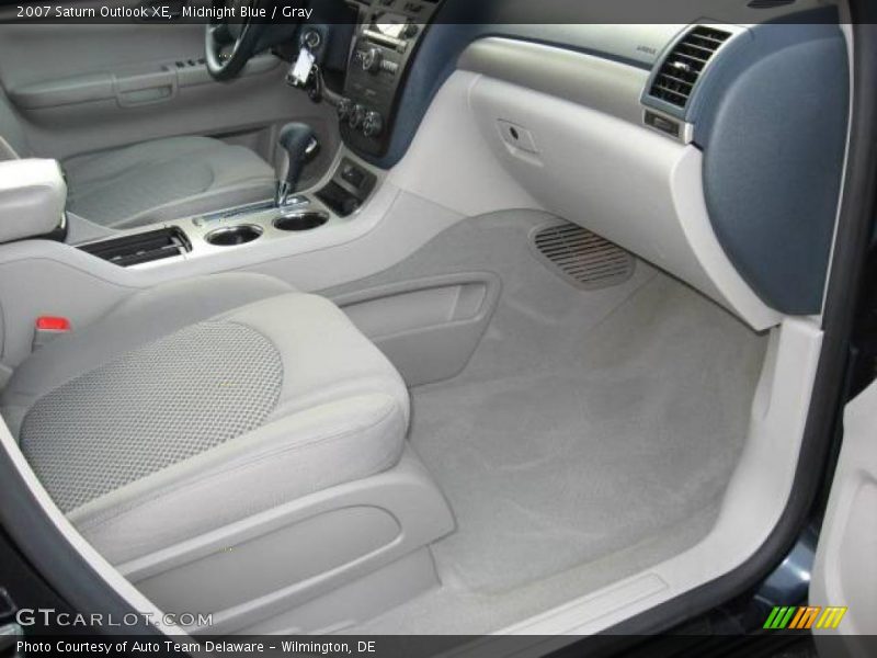 Midnight Blue / Gray 2007 Saturn Outlook XE